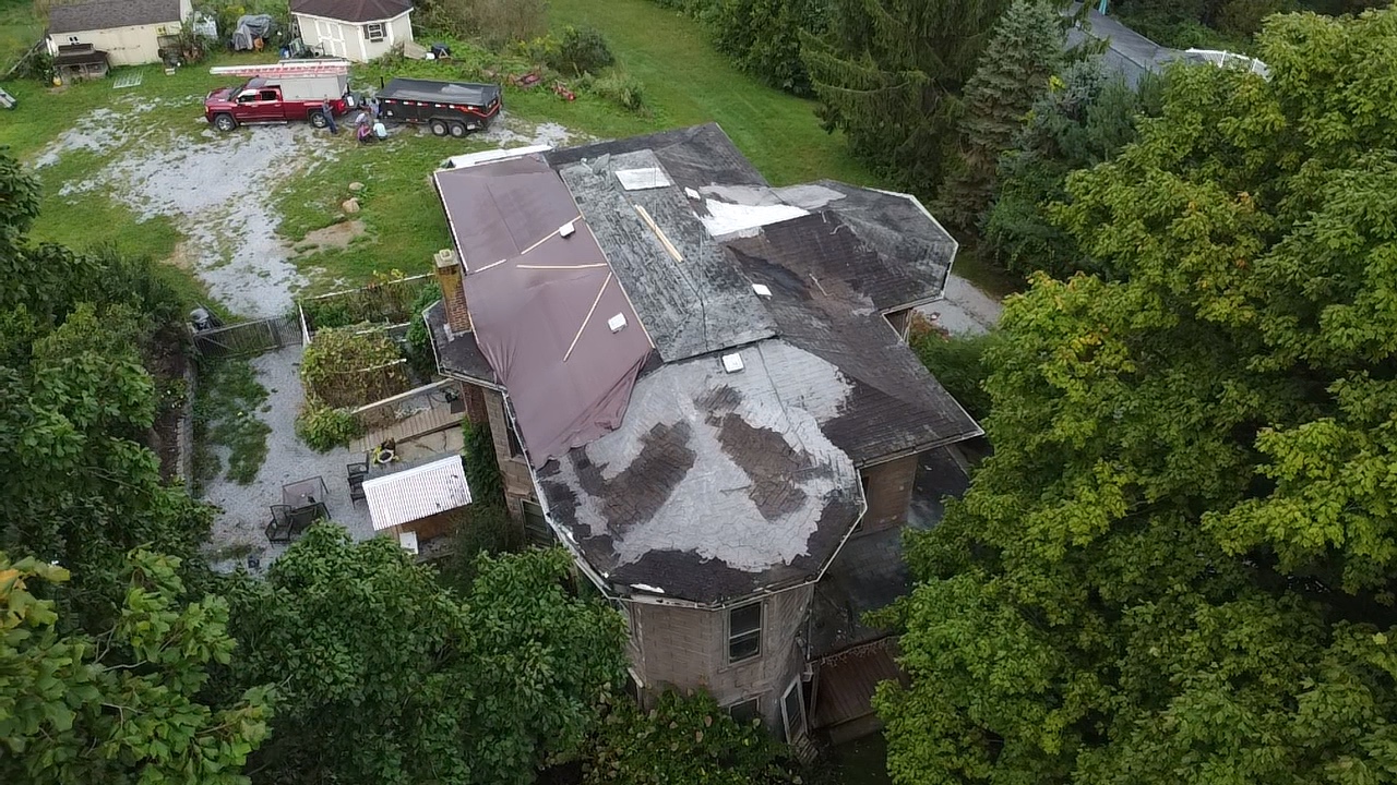 Fredericksburg, Ohio roof – Before